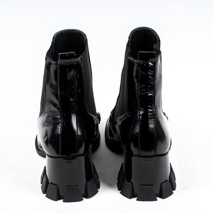 Glossy Shine Boots